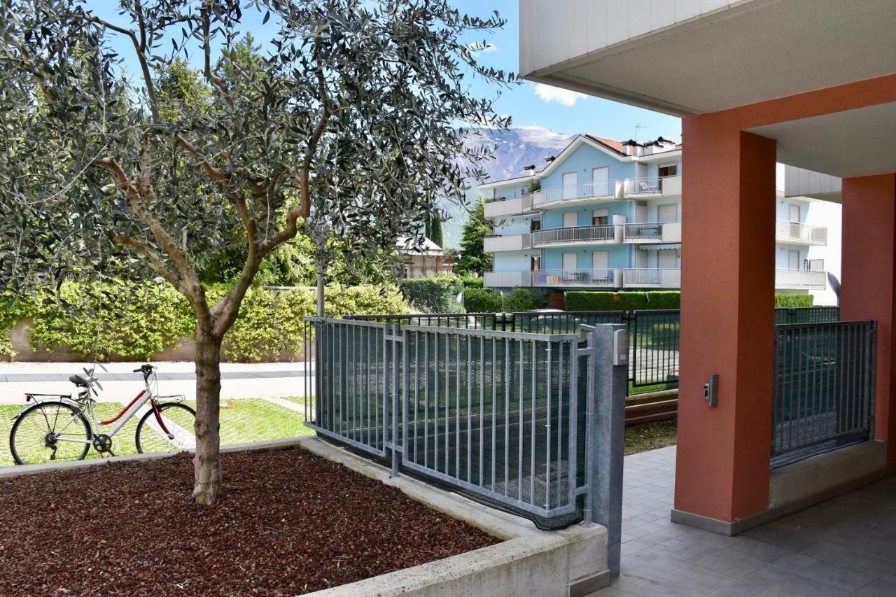 Lakegarden Apartment Riva del Garda Exteriör bild